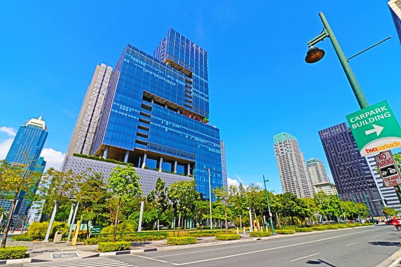 Oasis Regency @ Fort Victoria Bgc Taguig Exterior foto