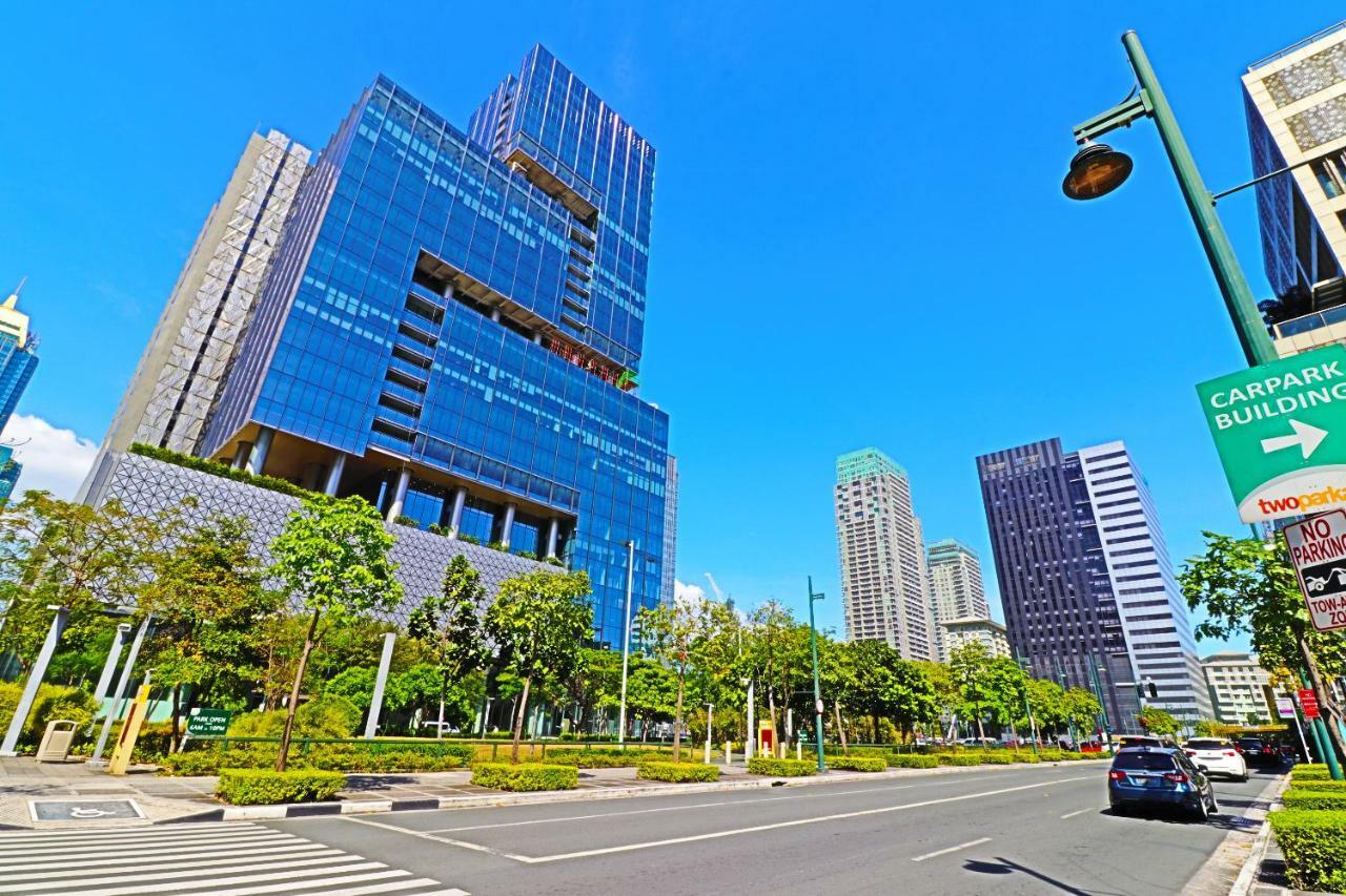 Oasis Regency @ Fort Victoria Bgc Taguig Exterior foto